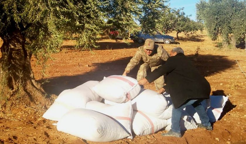 Jandarmayı görünce atıp kaçtılar