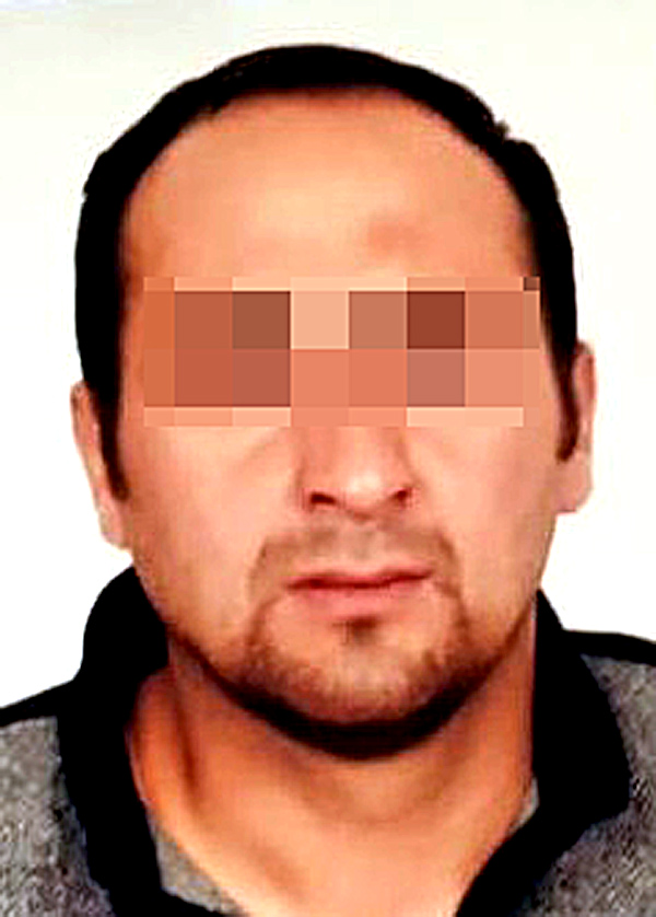 Anne babasını öldürmüştü, hakim karşısında