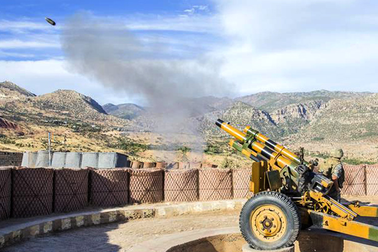 Askeri üs bölgesinde patlama: şehit ve yaralılar var