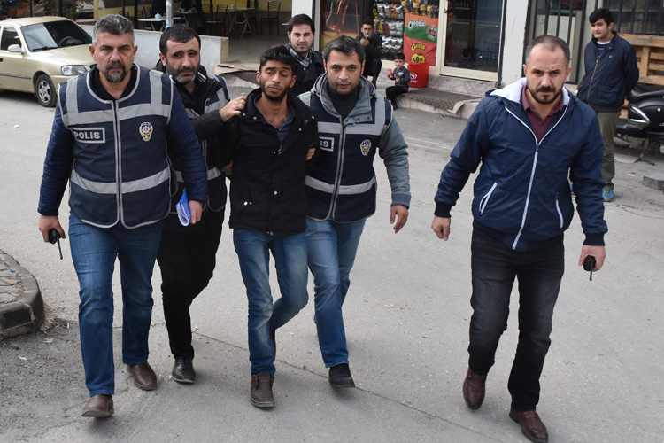 ”Aşkım için ölürüm, ama babasını ben öldürmedim”