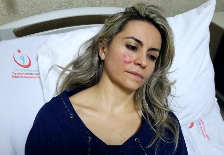 Doktor hastası tarafından darp edildi!