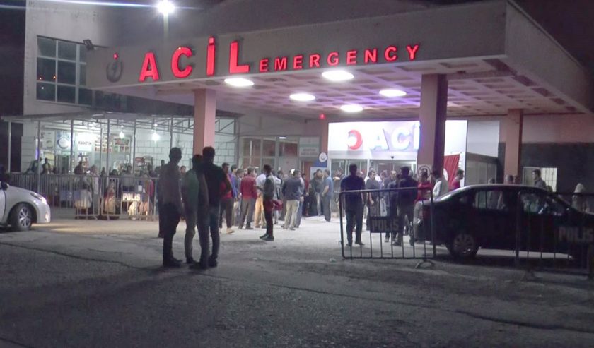 Paketleme makinesine düşen işçi can verdi