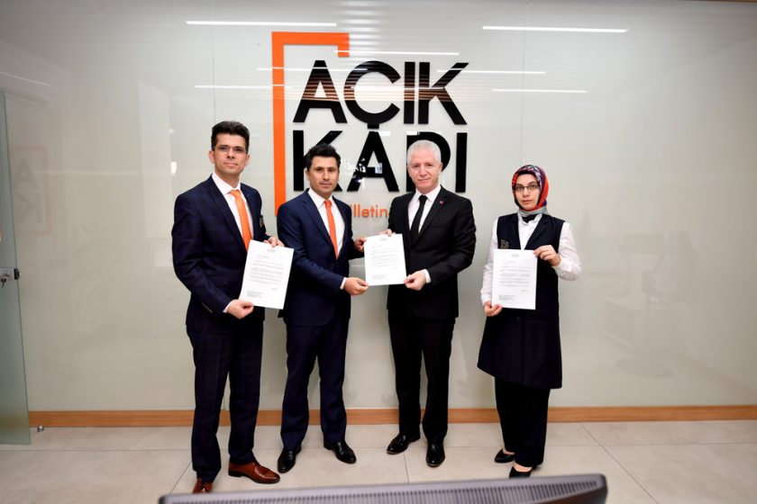 Valinin çocuklara “dilek” mektubu