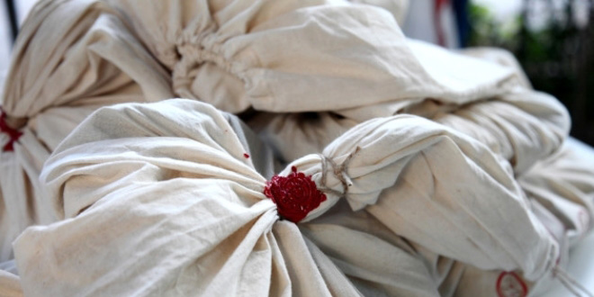 Oy çuvalları yırtık mıydı?