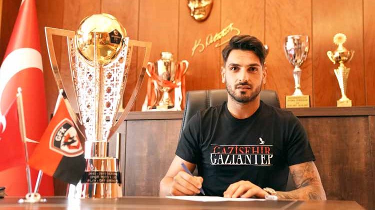 Başarılı kaleci ile yeni sözleşme