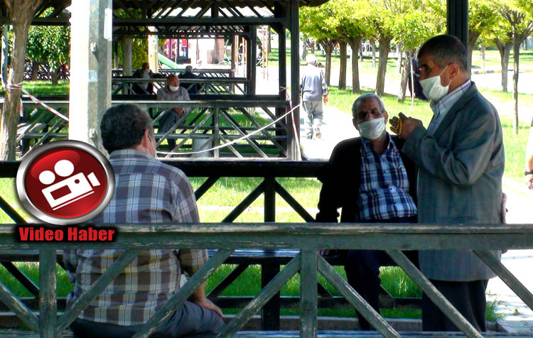 50 Gün Sonra Gelen 4 Saatlik İzin Yaşlıları Sokağa Döktü