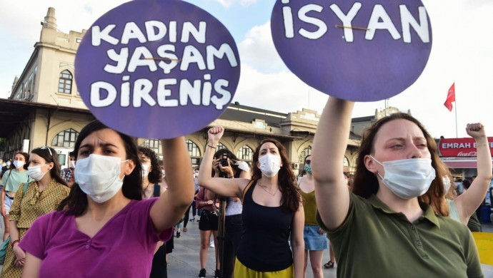 Bir Ayda 560 Kadından Şiddet Başvurusu