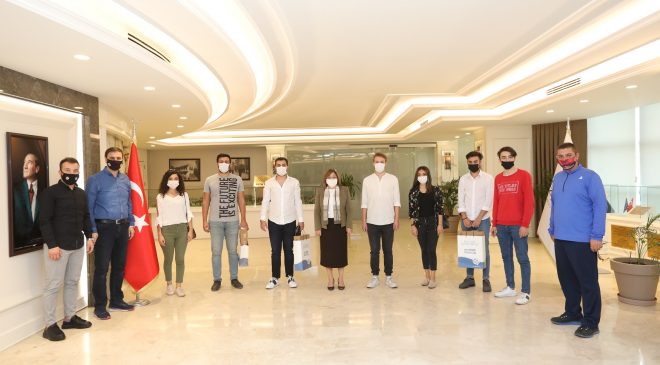 Gaziantep’te FIFA 2020 E-Spor turnuvası ödül töreni