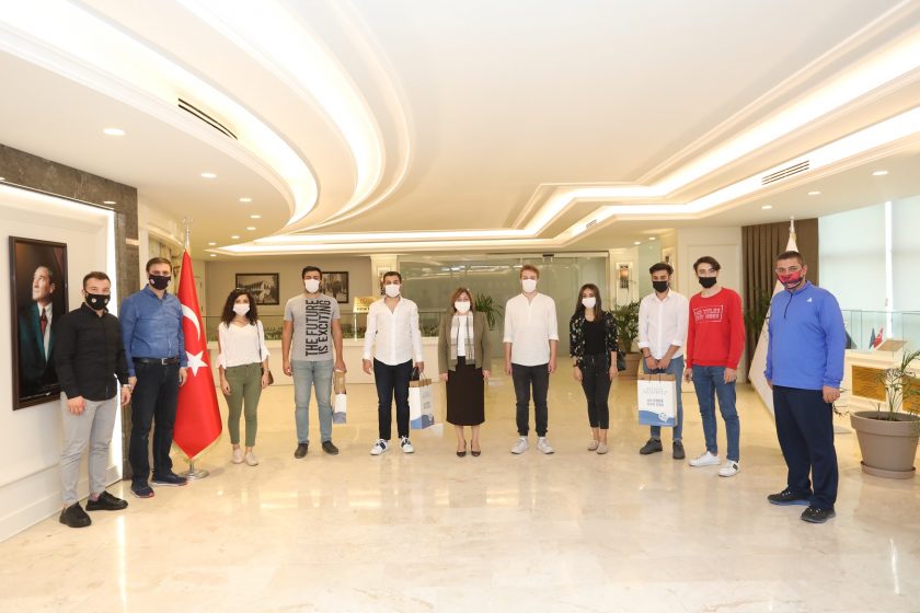 Gaziantep’te FIFA 2020 E-Spor turnuvası ödül töreni