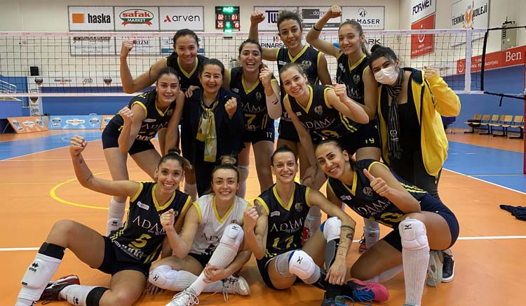Adam Voleybol Çıkışını Sürdürdü 1-3