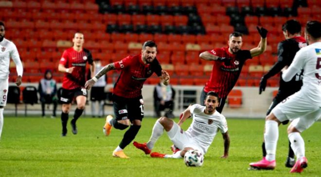 Gaziantep FK kendi evinde berabere kaldı