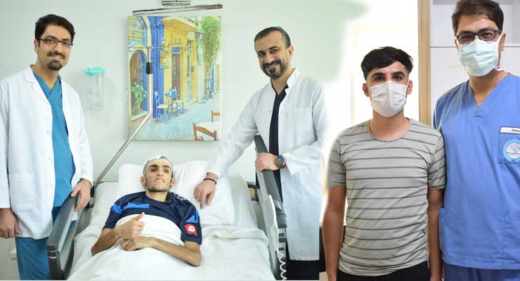 Komada geldiği hastaneden yürüyerek çıktı