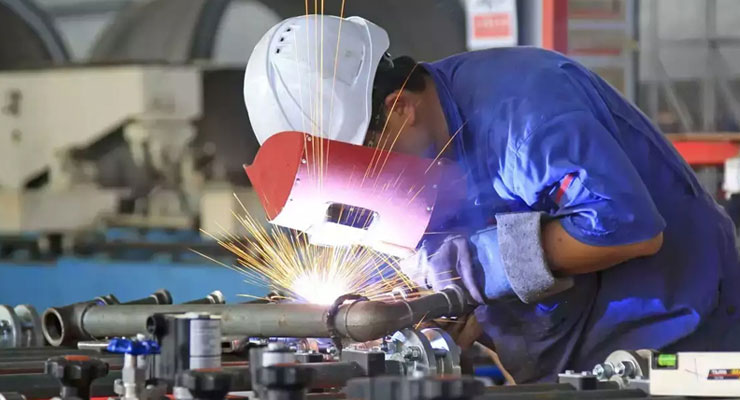 Sanayi üretimi Mart ayında yüzde 16,6 artarak beklentileri aştı
