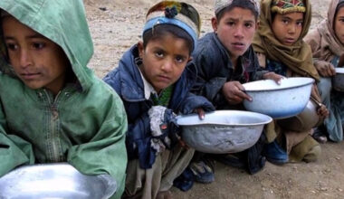 “19 Milyon Afgan Açlıkla Karşı Karşıya”
