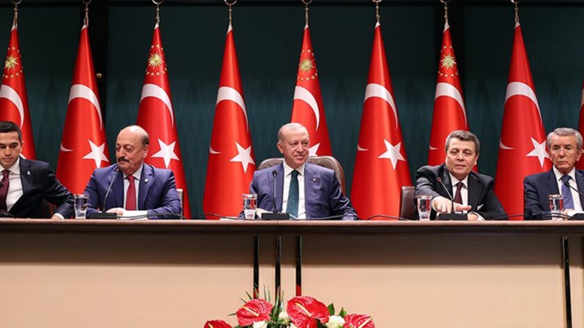 Erdoğan açıkladı; asgari ücretliden alınan bu vergiler kaldırıldı