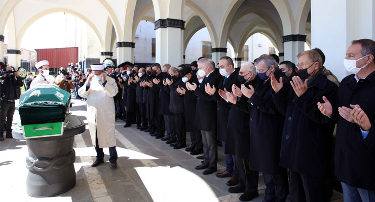 İnci Konukoğlu son yolculuğuna uğurlandı